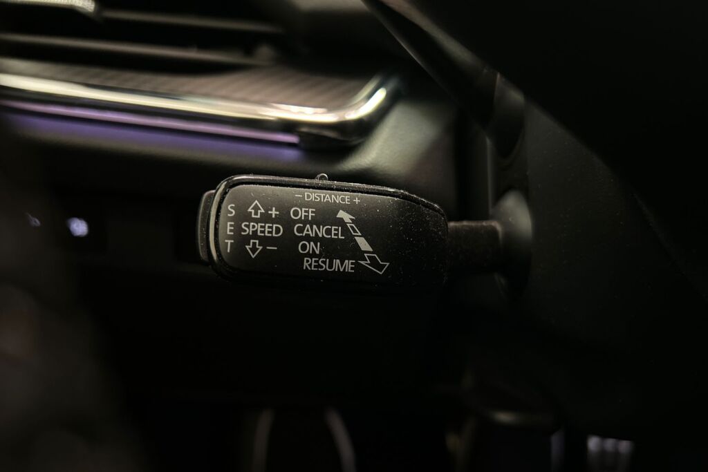 Skoda Enyaq 2024 80x 4x4 SportLine Business iV