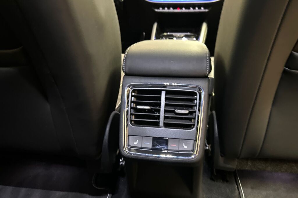 Skoda Enyaq 2024 80x 4x4 SportLine Business iV