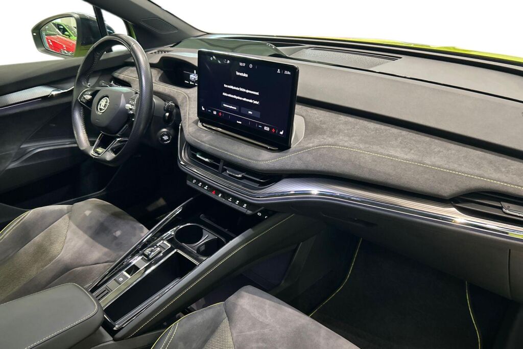 Skoda Enyaq 2024 80x 4x4 RS iV