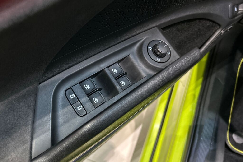 Skoda Enyaq 2024 80x 4x4 RS iV