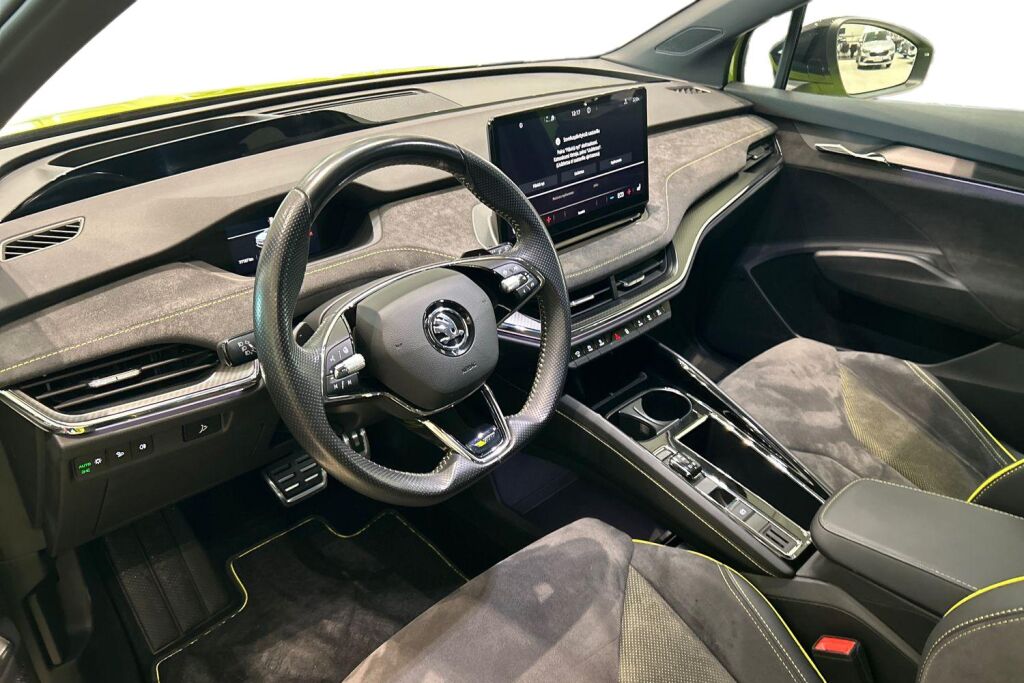 Skoda Enyaq 2024 80x 4x4 RS iV