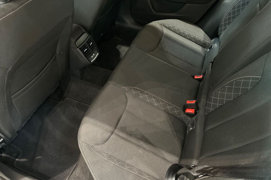 Skoda Kamiq 2023 1.0 TSI 110 Ambition DSG Autom.