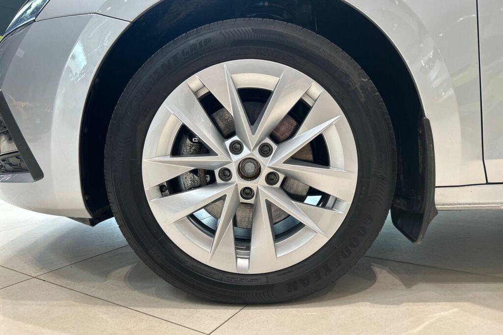 Skoda Octavia 2024 Combi 1.4 TSI PHEV Ambition iV DSG Autom.