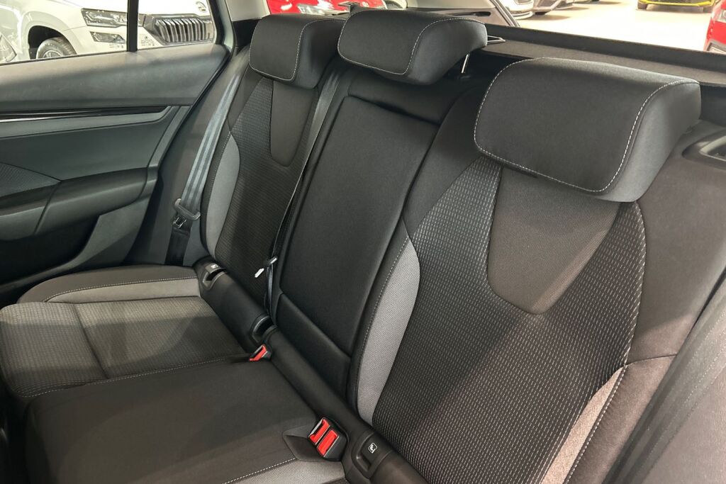 Skoda Octavia 2023 Combi 1.4 TSI PHEV Ambition iV DSG Autom.