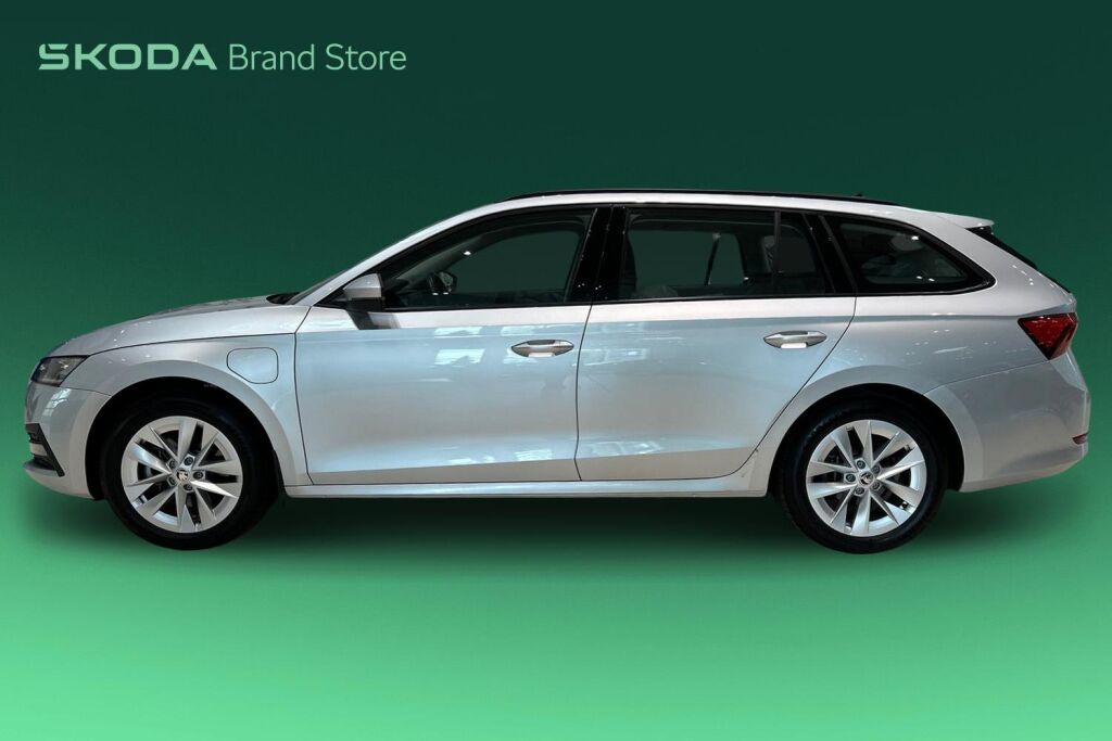 Skoda Octavia 2023 Combi 1.4 TSI PHEV Ambition iV DSG Autom.