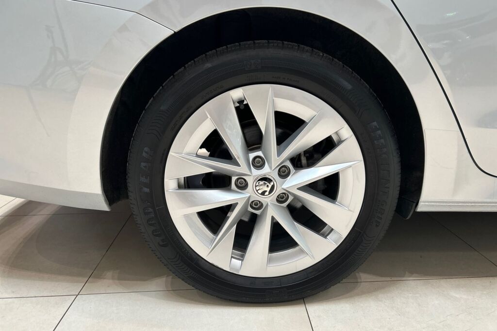 Skoda Octavia 2023 Combi 1.4 TSI PHEV Ambition iV DSG Autom.