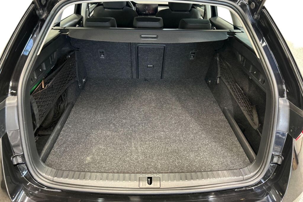 Skoda Octavia 2023 Combi 1.4 TSI PHEV Ambition iV DSG Autom.
