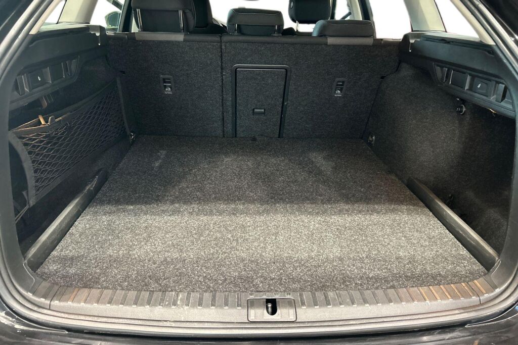 SKODA OCTAVIA 0 Farmari (AC) 5ov 1395cm3 A