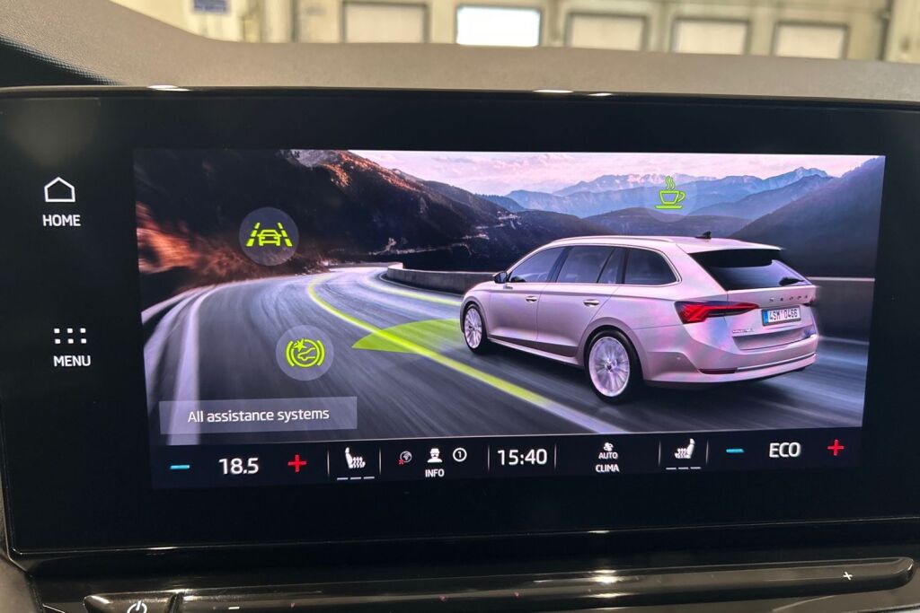 Skoda Octavia 2023 Combi 1.4 TSI PHEV Ambition iV DSG Autom.