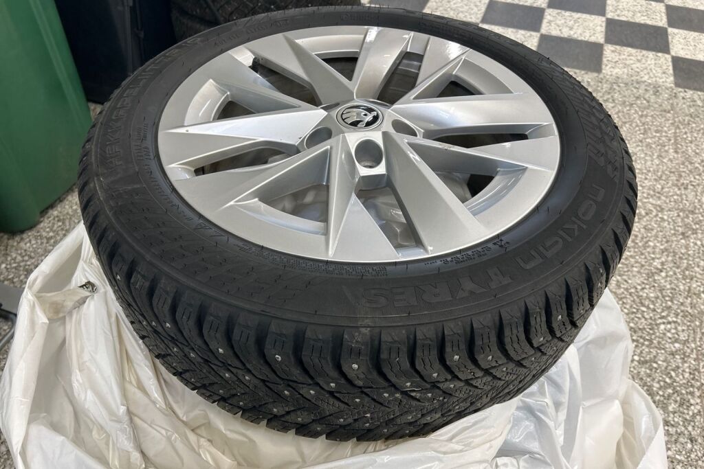 Skoda Octavia 2024 Combi 1.4 TSI PHEV Ambition iV DSG Autom.