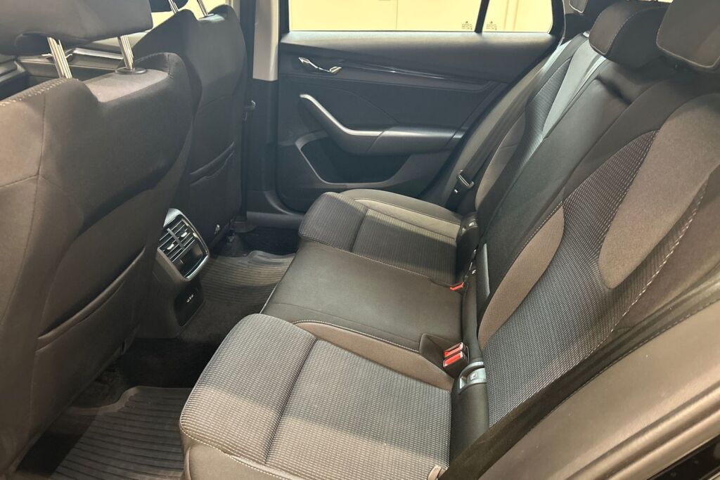 Skoda Octavia 2023 Combi 1.4 TSI PHEV Ambition iV DSG Autom.