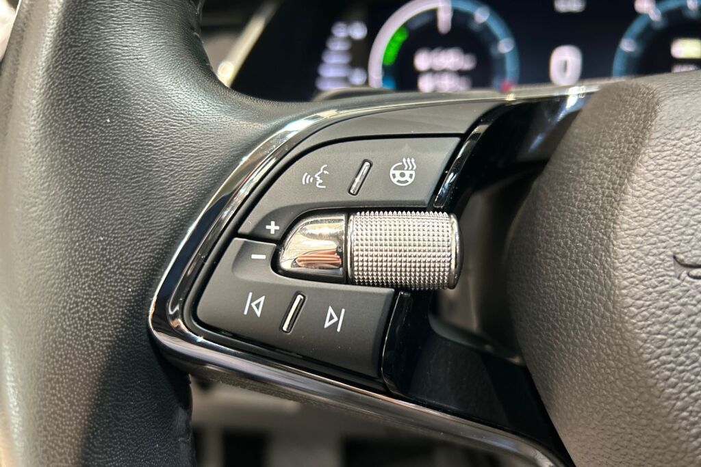 SKODA Octavia 2024 Combi 1.4 TSI PHEV Ambition iV DSG Autom. Loistoturva 12 kk /20tkm veloituksetta, 2vuotta/40tkm 590€