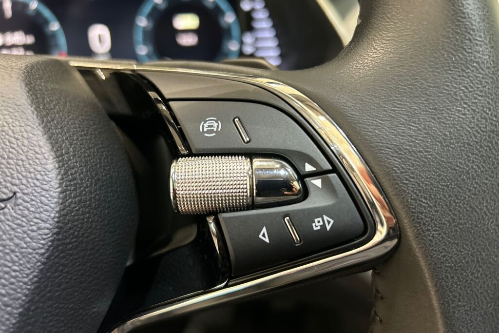 SKODA Octavia 2024 Combi 1.4 TSI PHEV Ambition iV DSG Autom. Loistoturva 12 kk /20tkm veloituksetta, 2vuotta/40tkm 590€