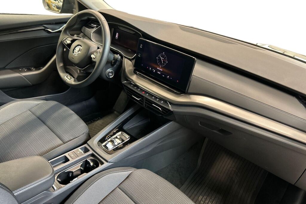 Skoda Octavia 2023 Combi 1.4 TSI PHEV Ambition iV DSG Autom.