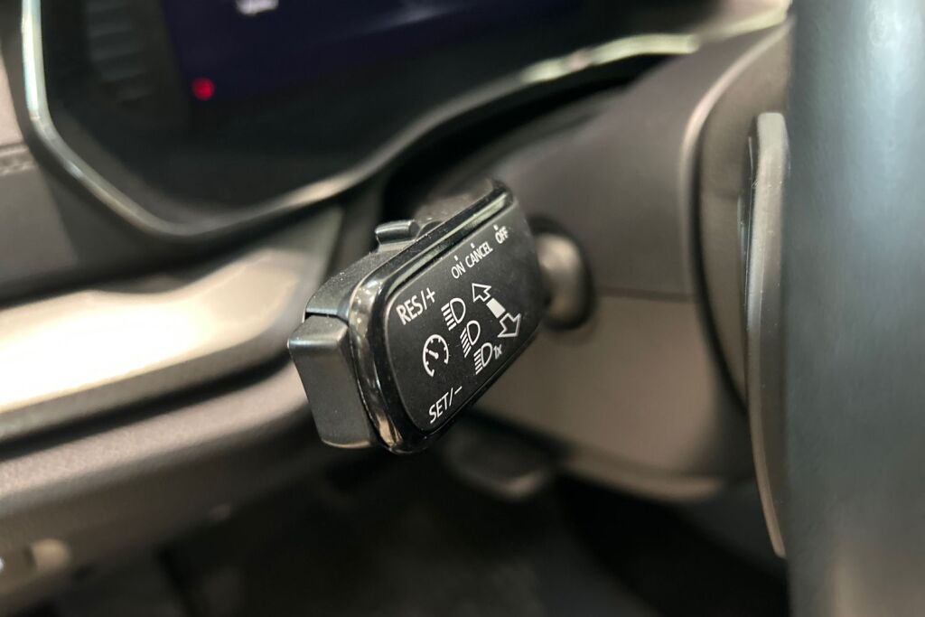 Skoda Octavia 2023 Combi 1.4 TSI PHEV Ambition iV DSG Autom.