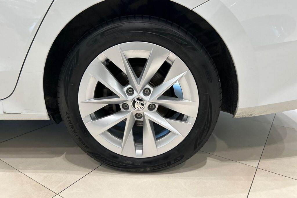 Skoda Octavia 2024 Combi 1.4 TSI PHEV Ambition iV DSG Autom.