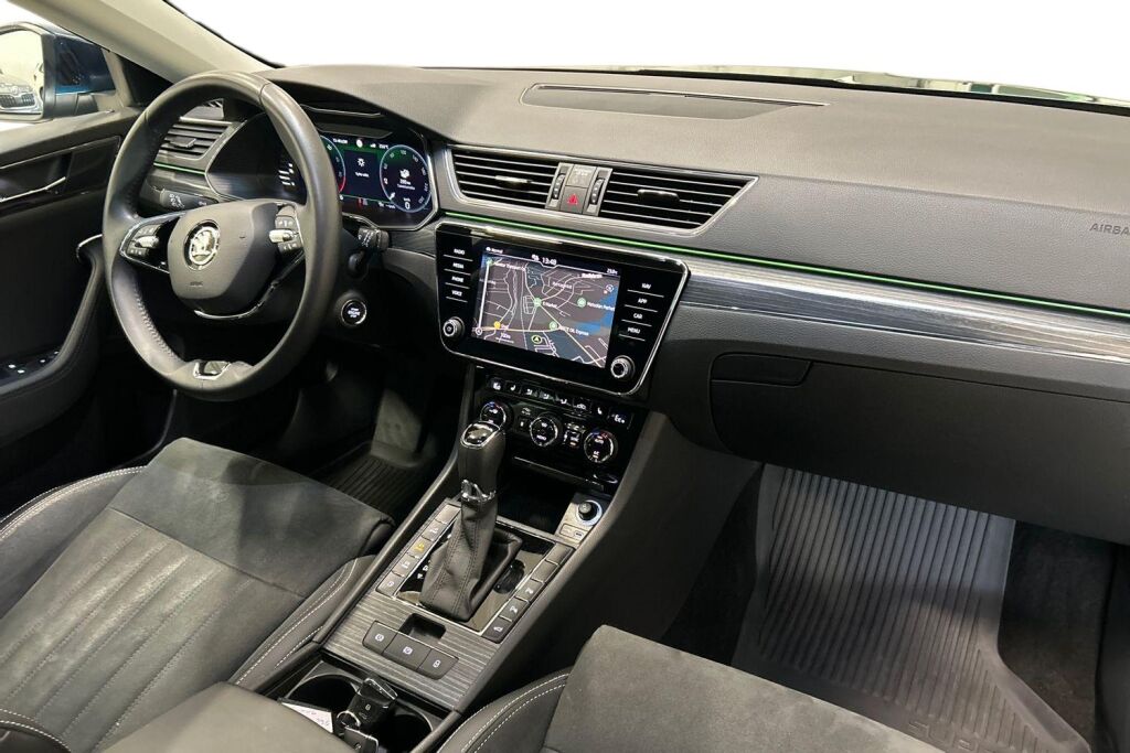 Skoda Superb 2023 Combi 1.4 TSI PHEV Style iV BusinessLine DSG Autom.