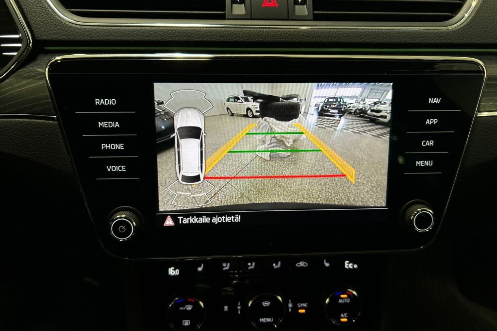 Skoda Superb 2023 Combi 1.4 TSI PHEV Style iV BusinessLine DSG Autom.