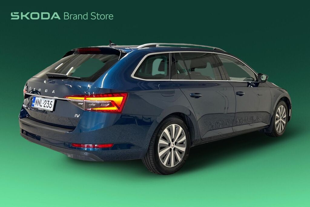 Skoda Superb 2023 Combi 1.4 TSI PHEV Style iV BusinessLine DSG Autom.