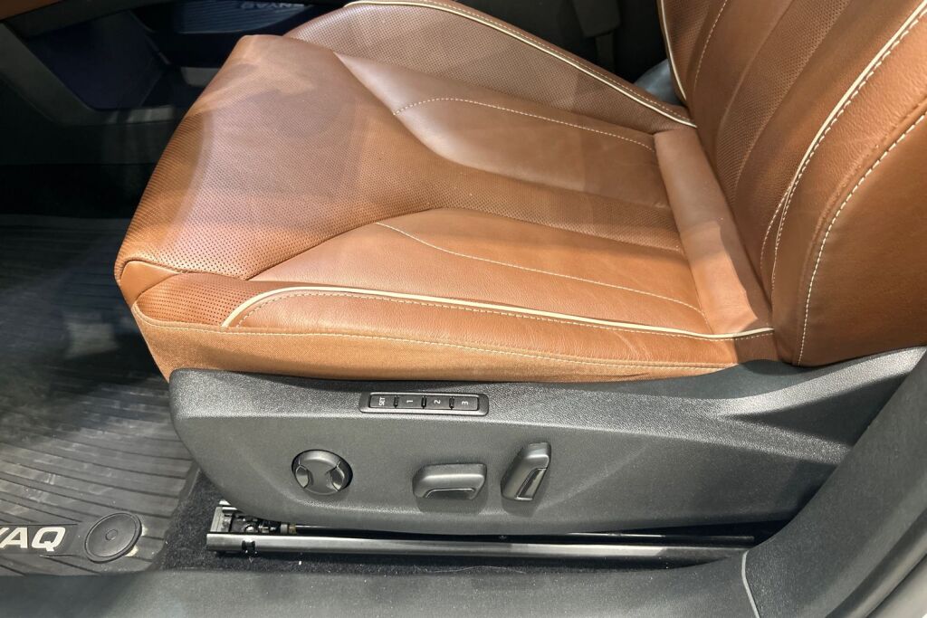Skoda Enyaq 2024 85x 4x4 BusinessLine