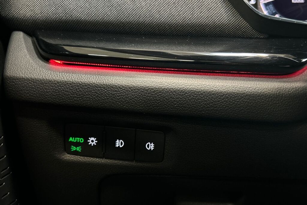 Skoda Octavia 2024 1.5 TSI SportLine eTEC DSG Autom.
