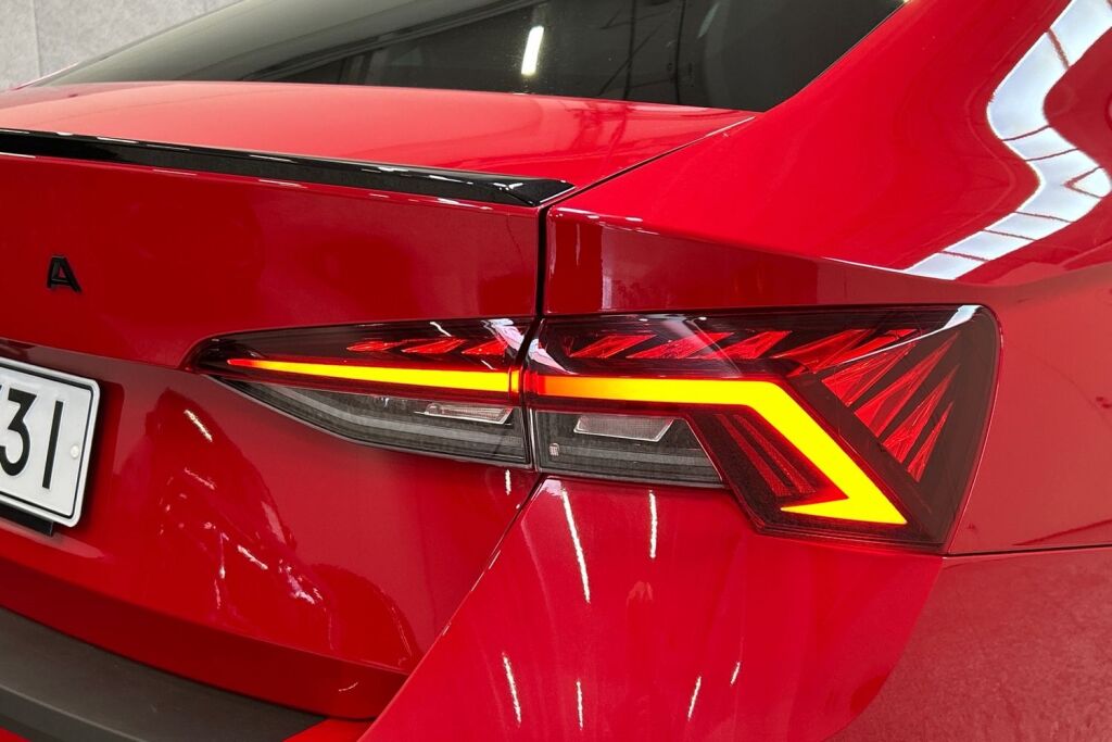 Skoda Octavia 2024 1.5 TSI SportLine eTEC DSG Autom.