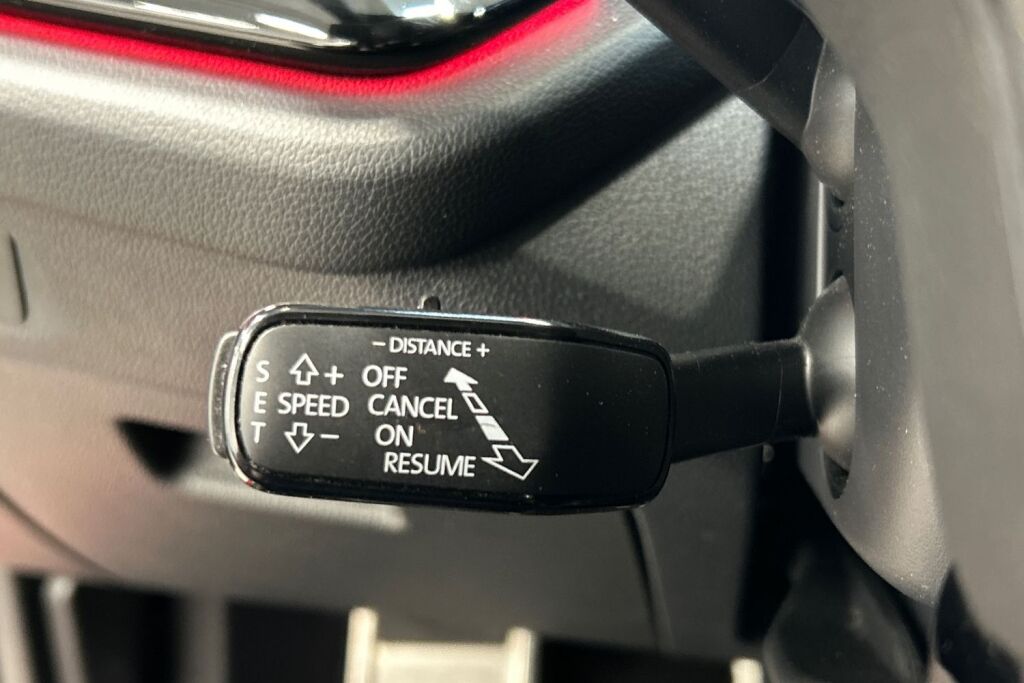 Skoda Octavia 2024 1.5 TSI SportLine eTEC DSG Autom.