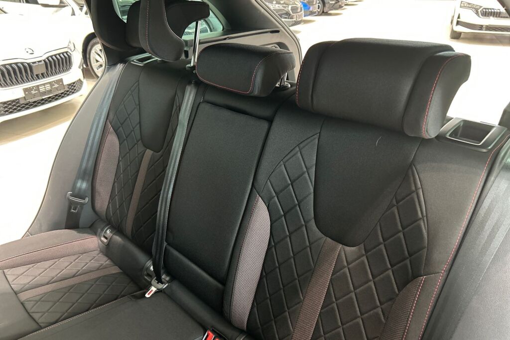 Skoda Octavia 2024 Combi 1.4 TSI PHEV RS iV DSG Autom.