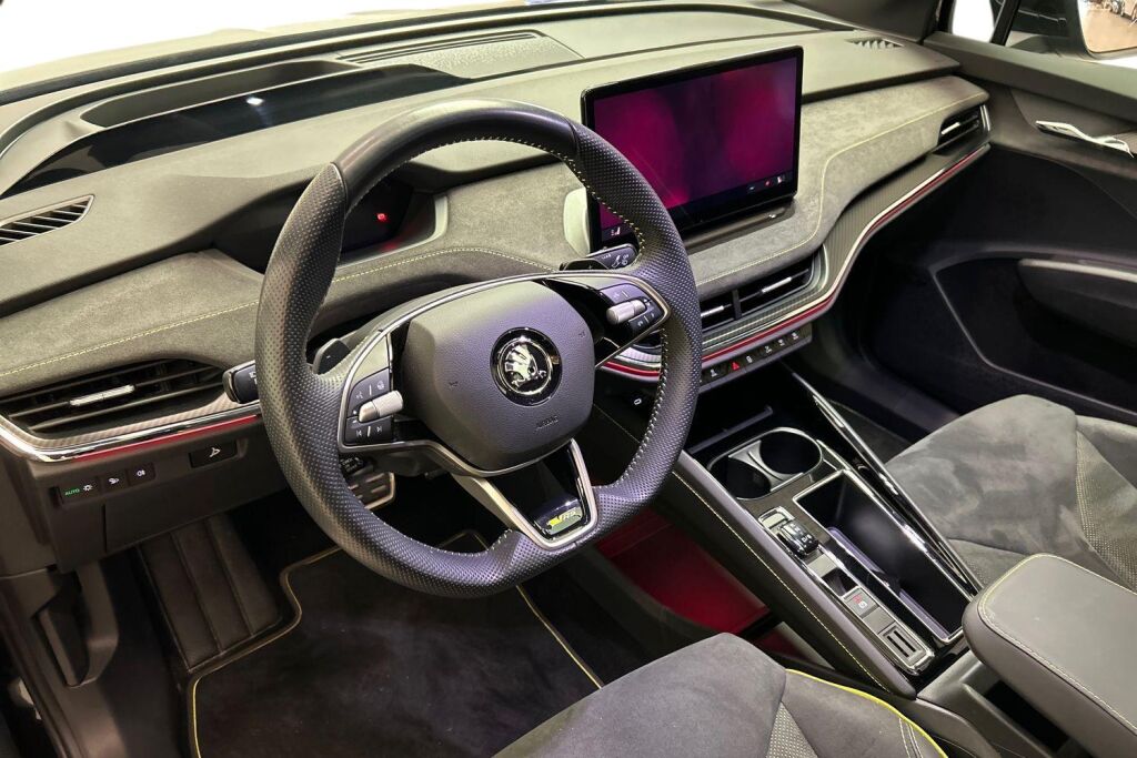 Skoda Enyaq 2025 Coupe 85x 4x4 RS