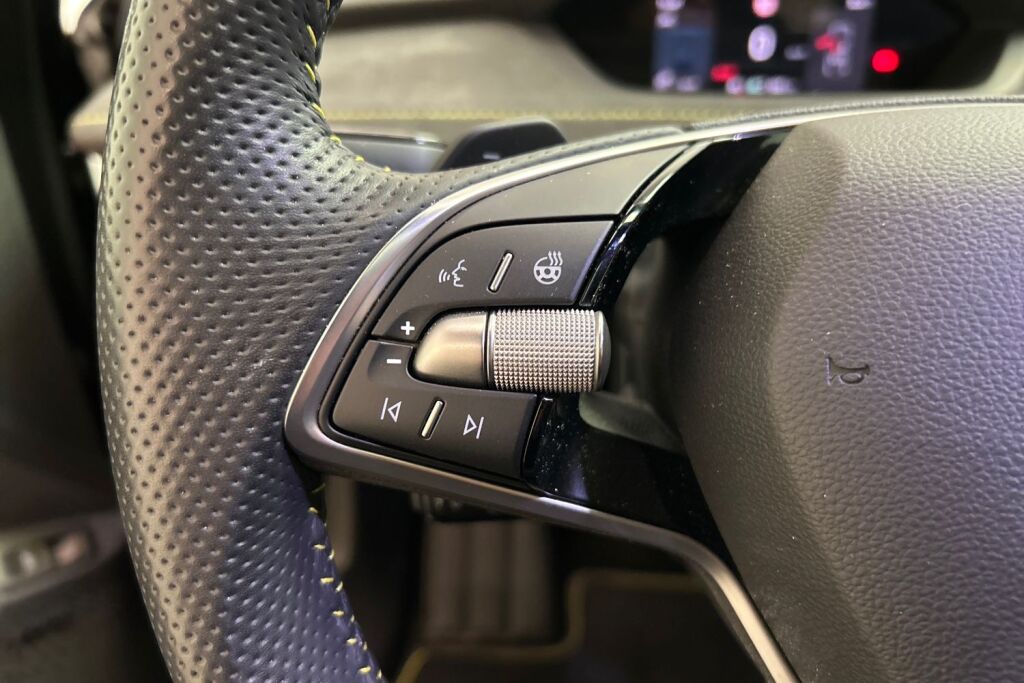 Skoda Enyaq 2025 Coupe 85x 4x4 RS