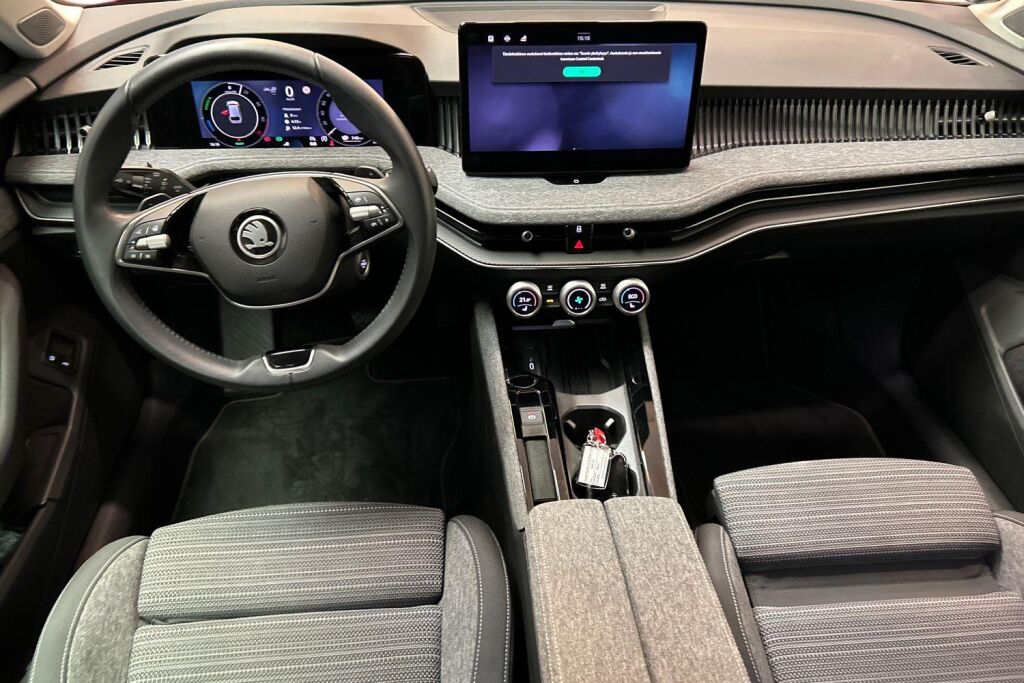 Skoda Superb 2024 Combi 1.5 TSI PHEV Style DSG Autom.