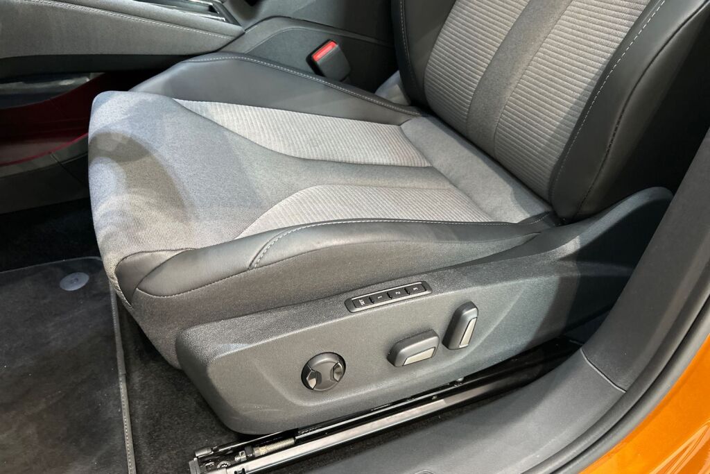 Skoda Enyaq 2024 85x 4x4 BusinessLine