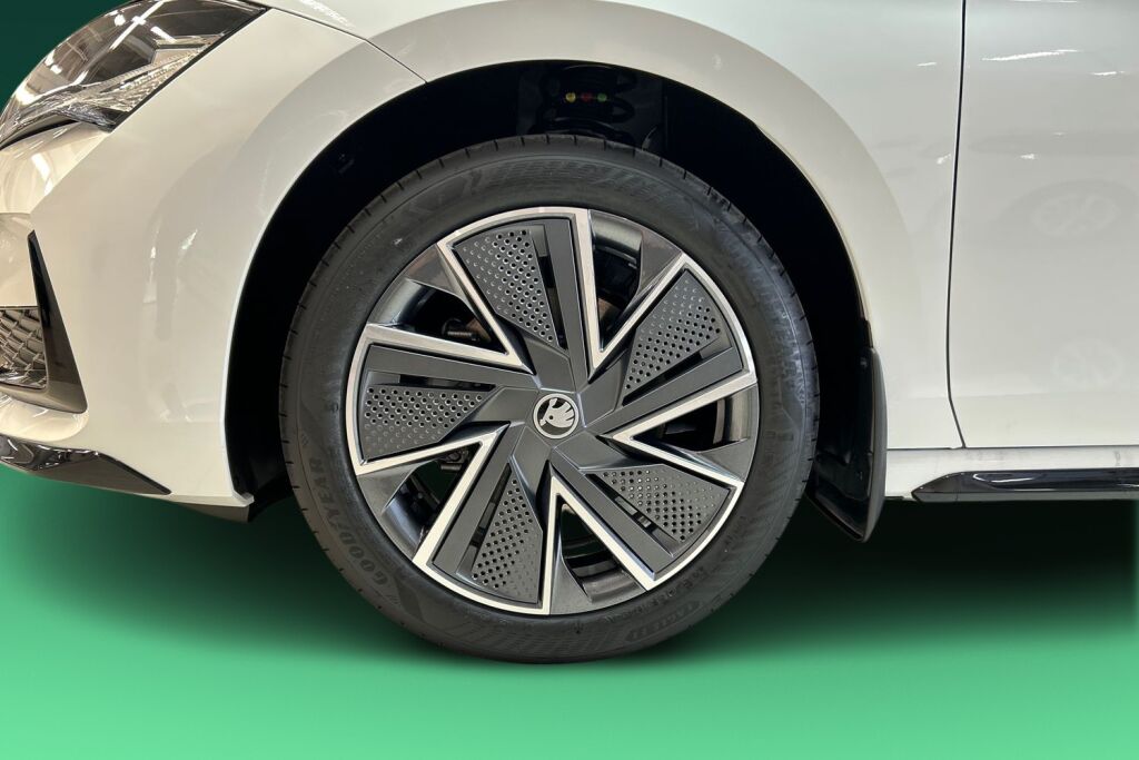 Skoda Superb 2025 1.5 TSI eTEC SportLine DSG Autom.