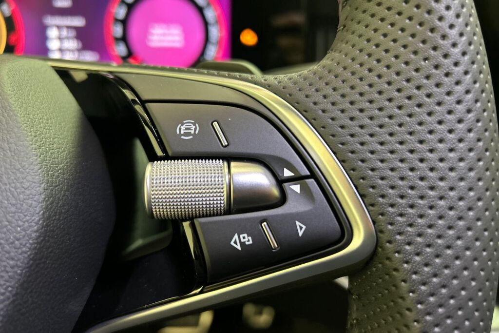 Skoda Superb 2025 1.5 TSI eTEC SportLine DSG Autom.