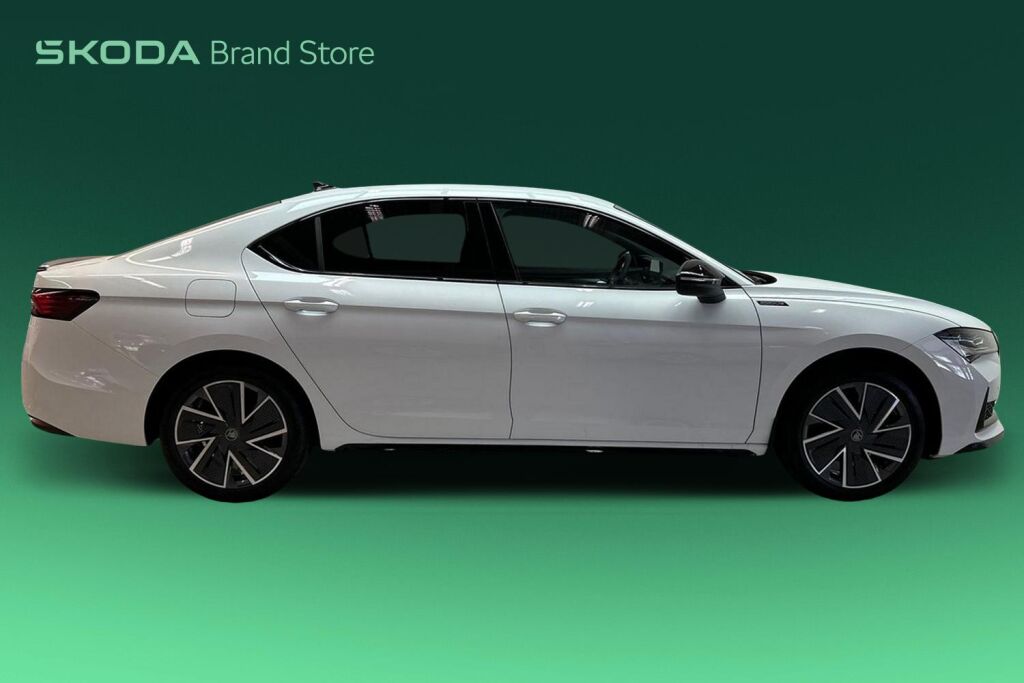 Skoda Superb 2025 1.5 TSI eTEC SportLine DSG Autom.