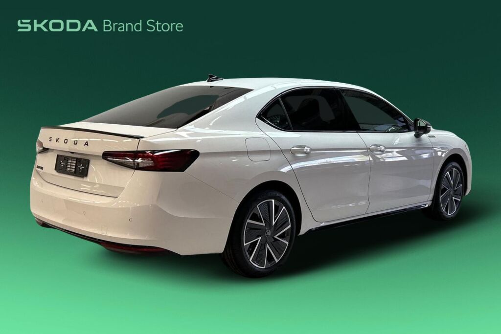 Skoda Superb 2025 1.5 TSI eTEC SportLine DSG Autom.