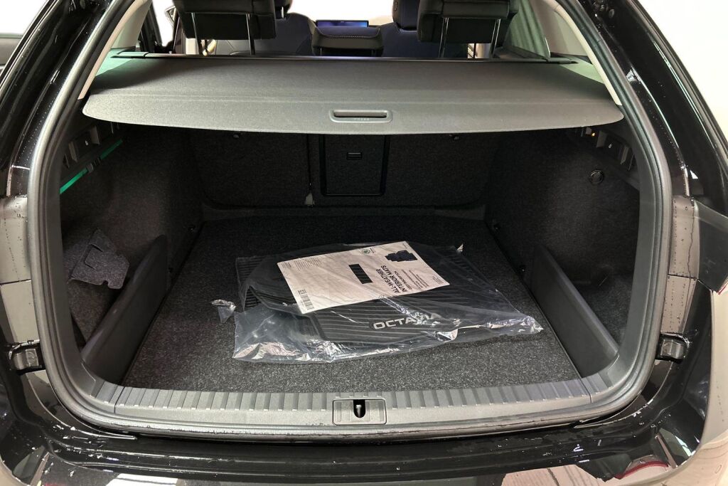 Skoda Octavia 2025 Combi 1.5 TSI 150 Style eTEC DSG Autom.