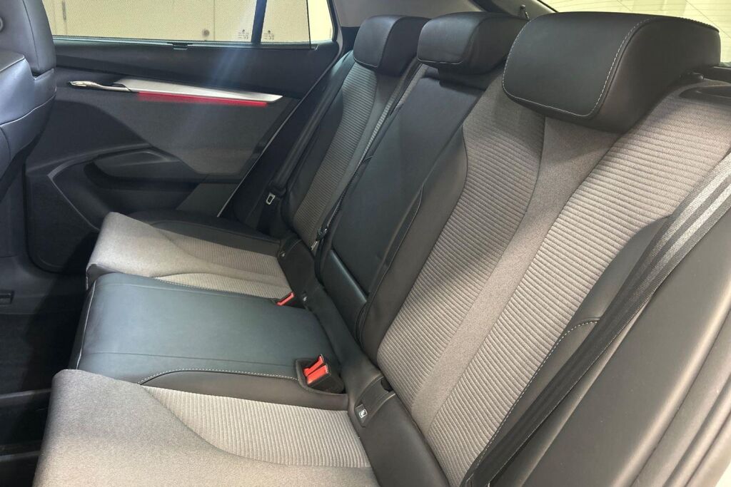 Skoda Enyaq 2025 Coupe 85x 4x4 Style