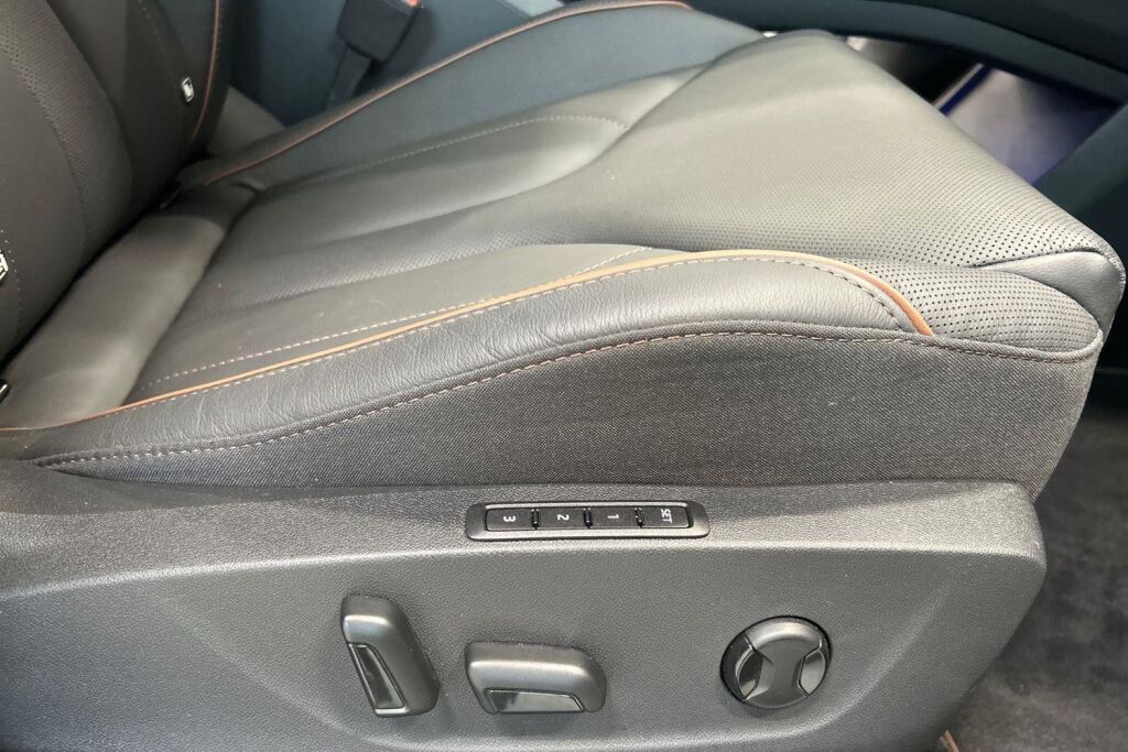 Skoda Enyaq 2025 85x 4x4 Style