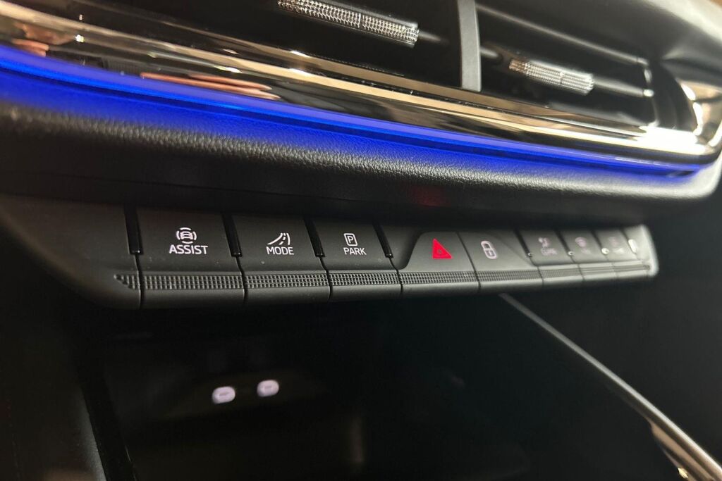 Skoda Enyaq 2025 85x 4x4 Style