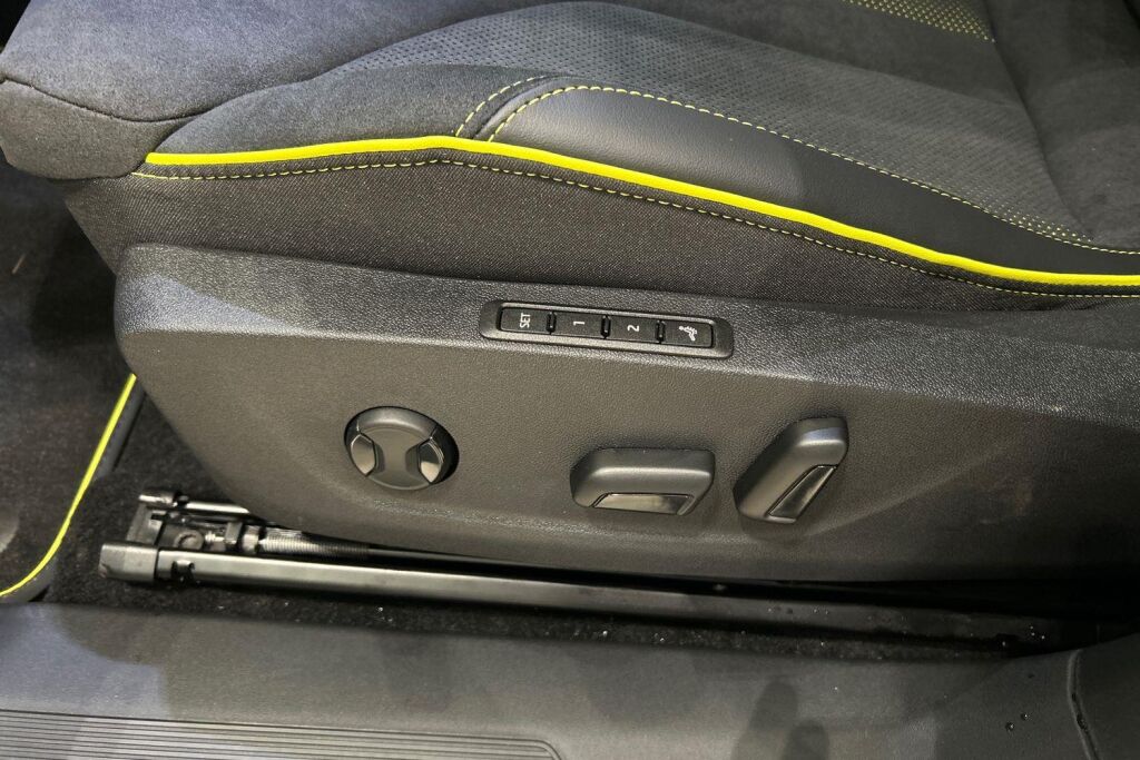 Skoda Enyaq 2026 85x 4x4 RS