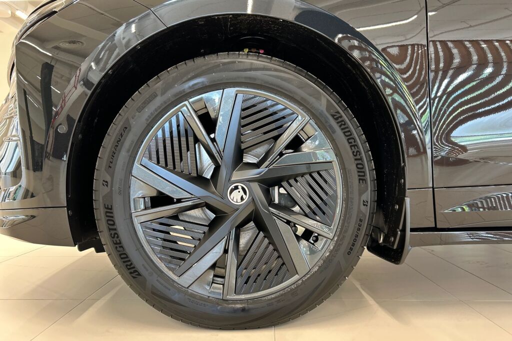 Skoda Enyaq 2026 85x 4x4 RS
