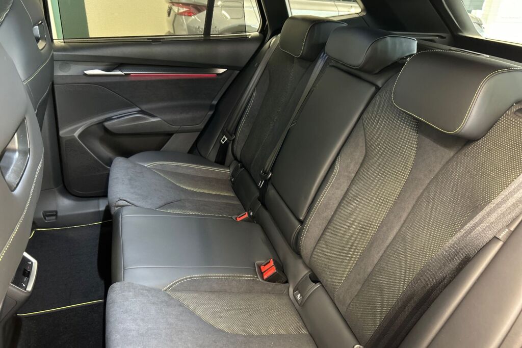 Skoda Enyaq 2026 85x 4x4 RS