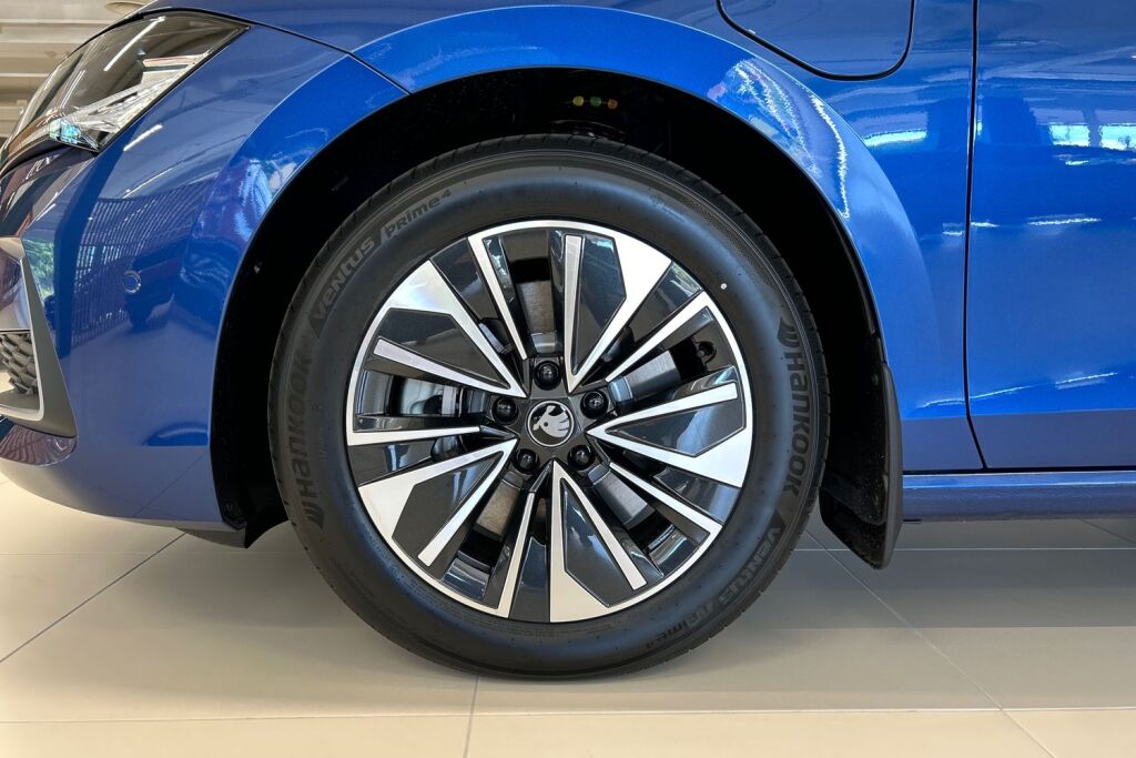 Skoda Superb 2026 Combi 1.5 TSI PHEV Style Explore DSG Autom.