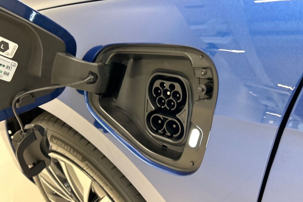 Skoda Superb 2026 Combi 1.5 TSI PHEV Style Explore DSG Autom.