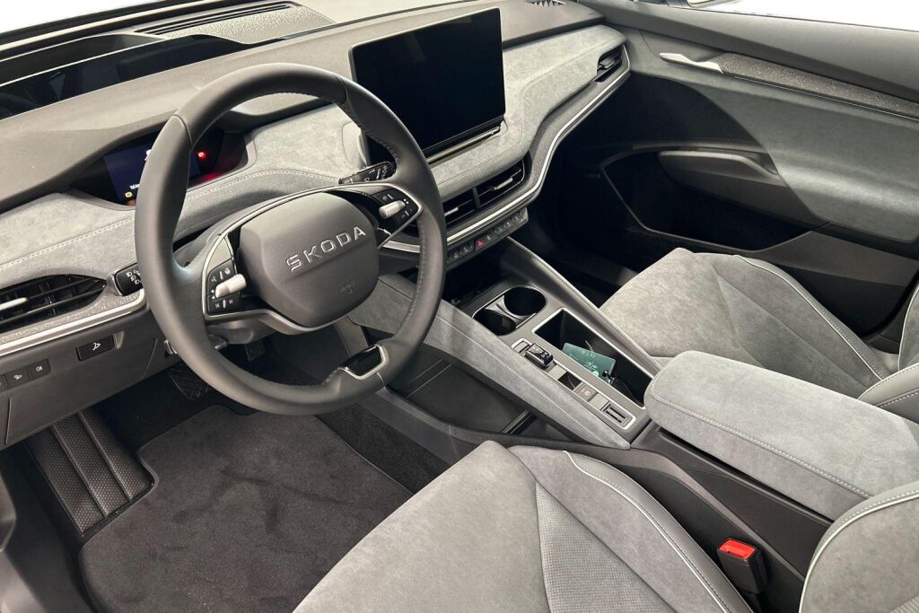 Skoda Enyaq 2027 85x 4x4 Style