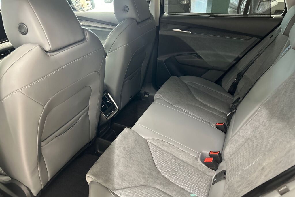 Skoda Enyaq 2027 85x 4x4 Style