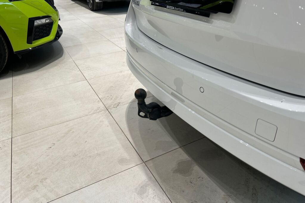 Skoda Octavia 2022 Combi 2.0 TDI 150 4x4 Style DSG Autom.