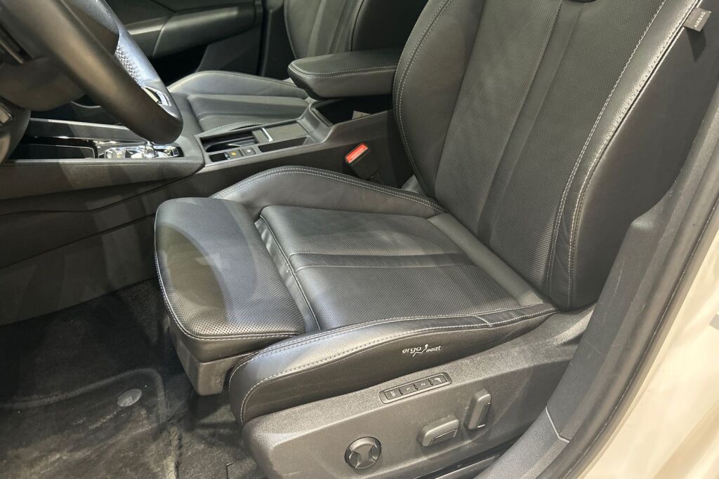 Skoda Octavia 2022 Combi 2.0 TDI 150 4x4 Style DSG Autom.