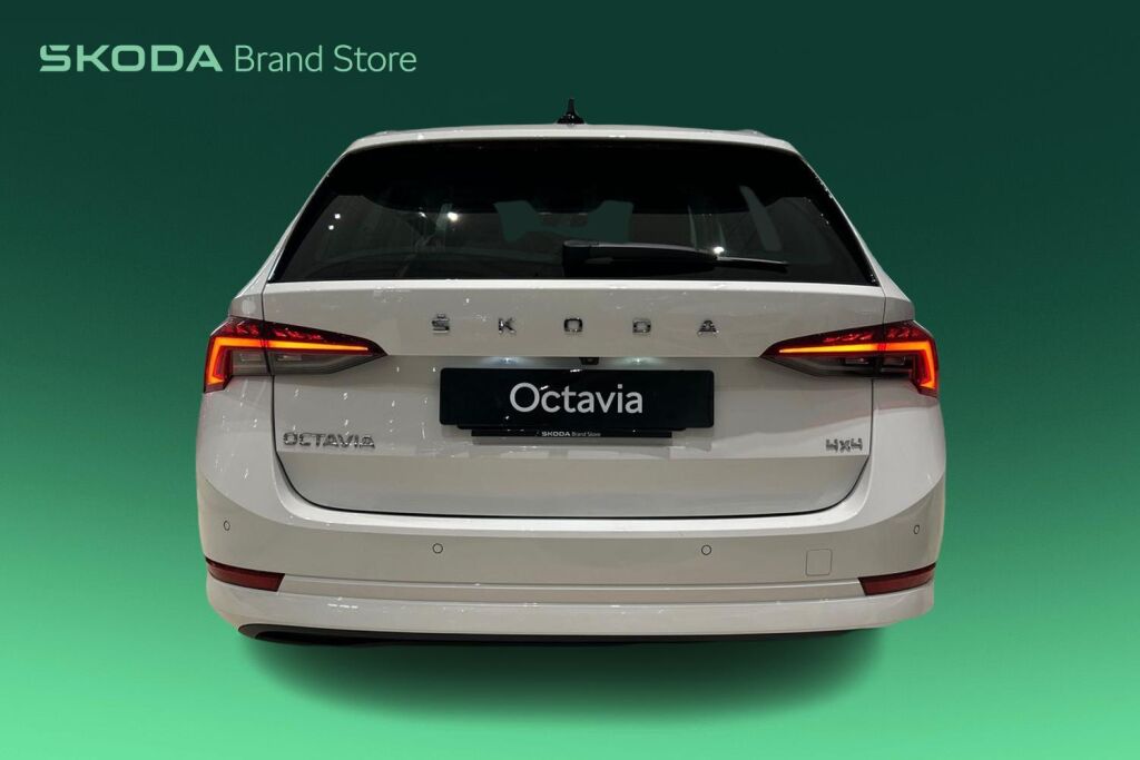 Skoda Octavia 2022 Combi 2.0 TDI 150 4x4 Style DSG Autom.